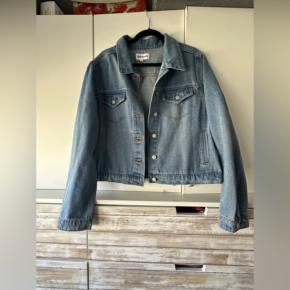 ✨ Vigoss Denim Jacket Large Blue Cropped Jean Jacket Snap Button Classic